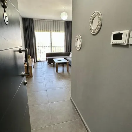 Апартаменты Royal Homes Кирения