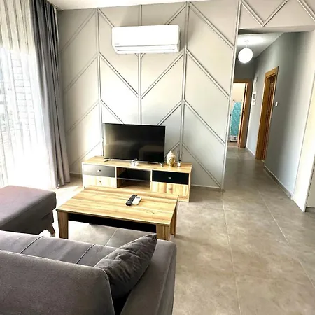 Royal Homes Apartman Kerínia