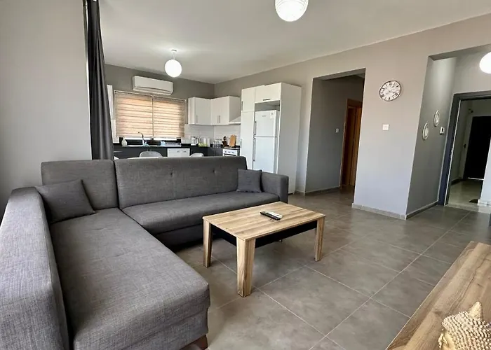 Royal Homes * Cirénia